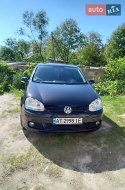 Хетчбек Volkswagen Golf 2006 в Рогатині