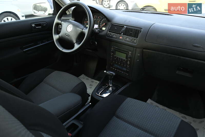 Універсал Volkswagen Golf 2003 в Бердичеві