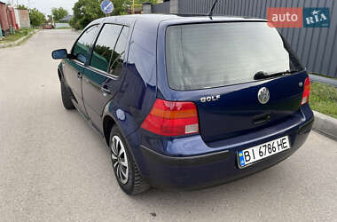 Хэтчбек Volkswagen Golf 1999 в 