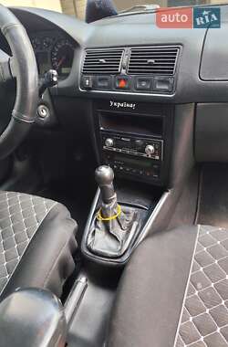 Универсал Volkswagen Golf 2000 в 