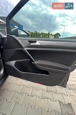 Универсал Volkswagen Golf 2017 в 