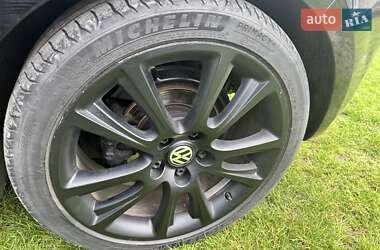 Хетчбек Volkswagen Golf 2010 в 