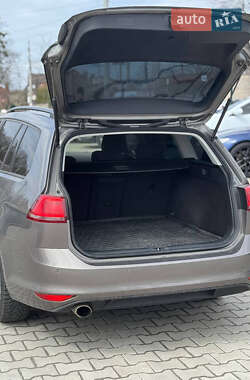 Универсал Volkswagen Golf 2015 в 