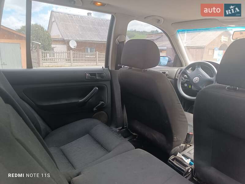 Универсал Volkswagen Golf 2003 в Рахове