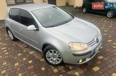 Хэтчбек Volkswagen Golf 2009 в 