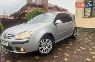 Хэтчбек Volkswagen Golf 2009 в 
