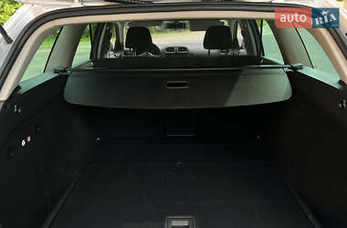 Универсал Volkswagen Golf 2010 в 
