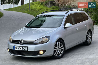 Універсал Volkswagen Golf 2010 в Вишнівці