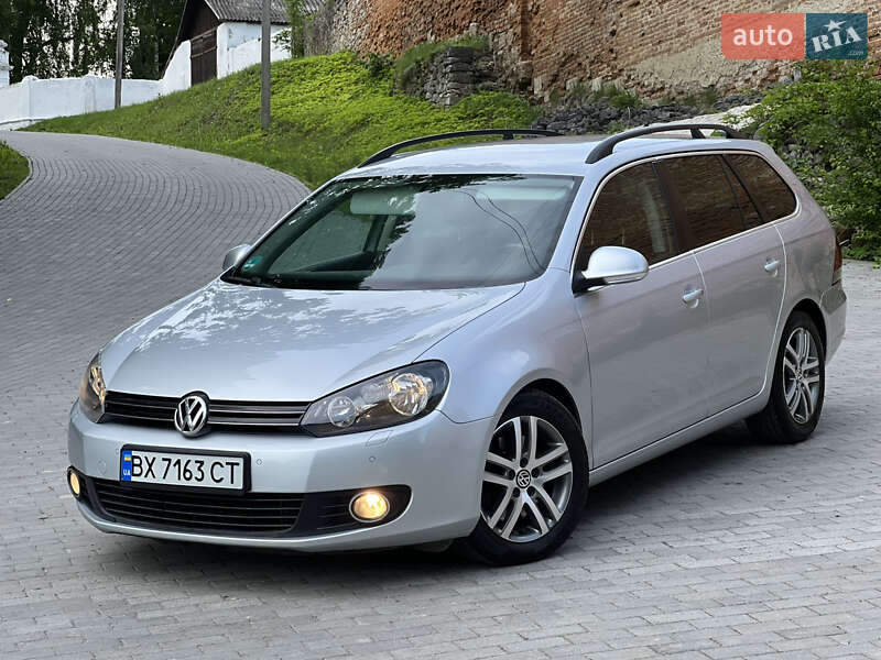 Универсал Volkswagen Golf 2010 в 
