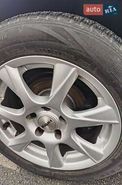 Хетчбек Volkswagen Golf 2005 в 