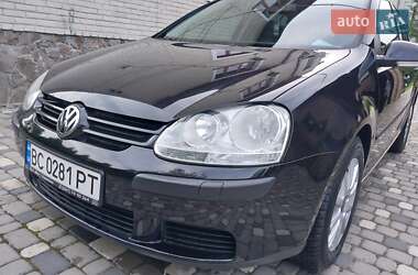 Хэтчбек Volkswagen Golf 2005 в Ходорове