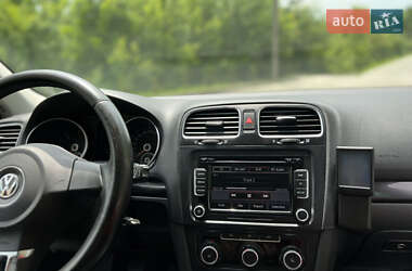 Универсал Volkswagen Golf 2010 в 
