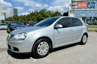 Хетчбек Volkswagen Golf 2007 в Києві
