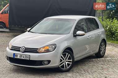 Хэтчбек Volkswagen Golf 2010 в Ивано-Франковске