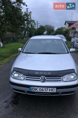 Хетчбек Volkswagen Golf 1999 в Дубні
