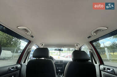 Универсал Volkswagen Golf 2005 в 