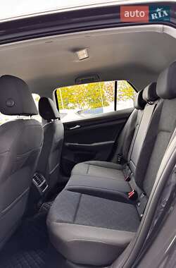 Хетчбек Volkswagen Golf 2022 в 