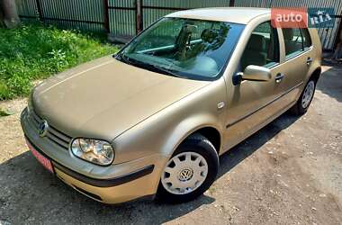 Хэтчбек Volkswagen Golf 2001 в Тернополе