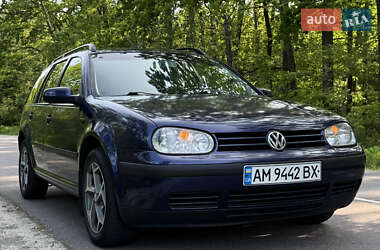 Универсал Volkswagen Golf 2002 в Житомире