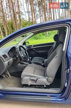 Хетчбек Volkswagen Golf 2007 в 