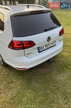 Універсал Volkswagen Golf 2013 в 