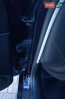 Хетчбек Volkswagen Golf 2002 в 