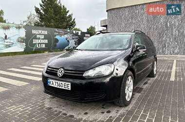 Універсал Volkswagen Golf 2011 в Києві