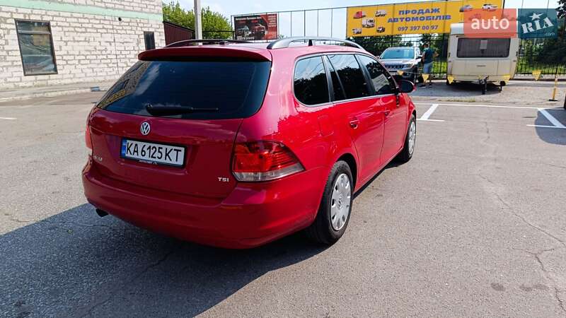 Универсал Volkswagen Golf 2010 в Броварах