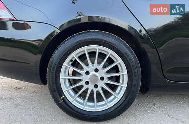 Универсал Volkswagen Golf 2010 в 