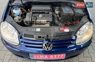 Хетчбек Volkswagen Golf 2007 в 