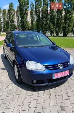 Хетчбек Volkswagen Golf 2007 в 