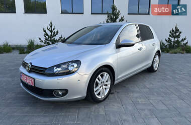 Хэтчбек Volkswagen Golf 2009 в Луцке