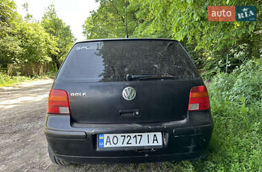 Хэтчбек Volkswagen Golf 1998 в 