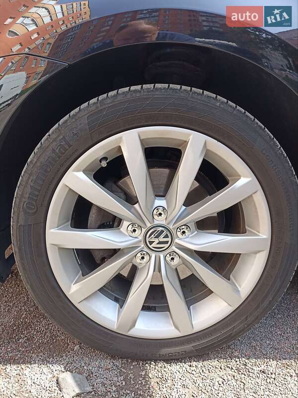 Универсал Volkswagen Golf 2015 в Луцке