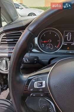 Универсал Volkswagen Golf 2015 в 