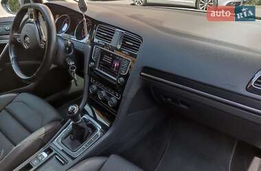 Универсал Volkswagen Golf 2015 в 