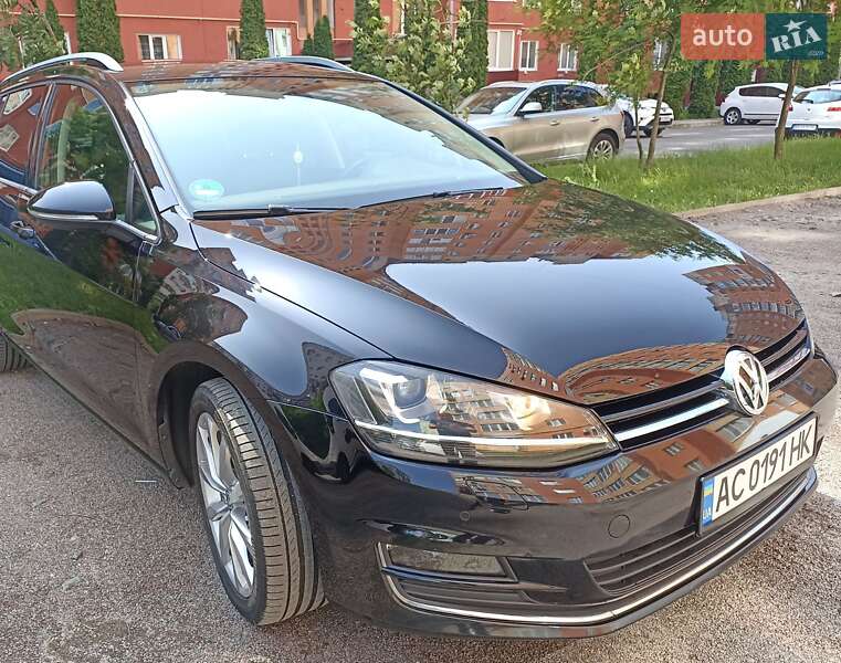 Универсал Volkswagen Golf 2015 в 