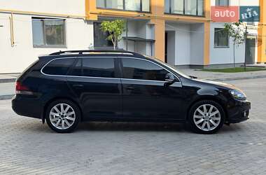 Универсал Volkswagen Golf 2013 в 