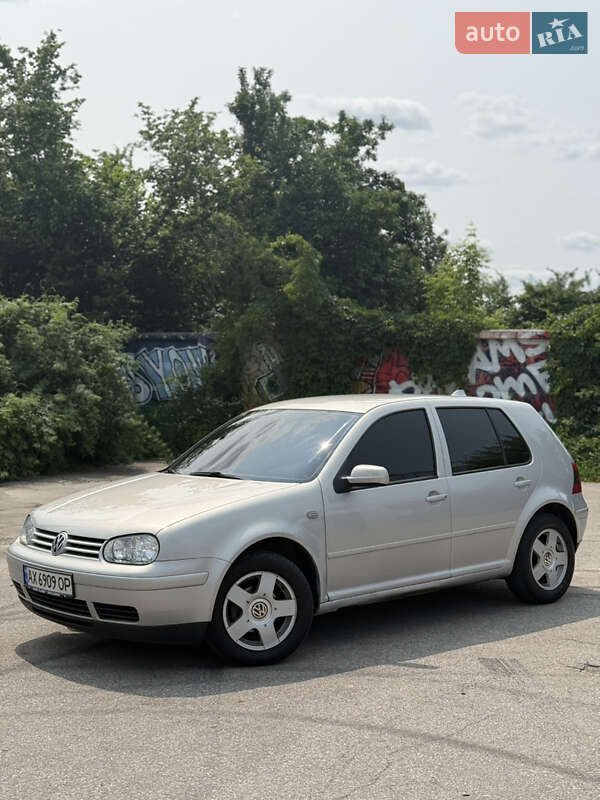 Volkswagen Golf 1998