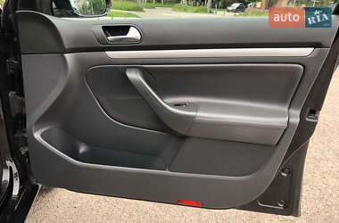 Универсал Volkswagen Golf 2008 в 