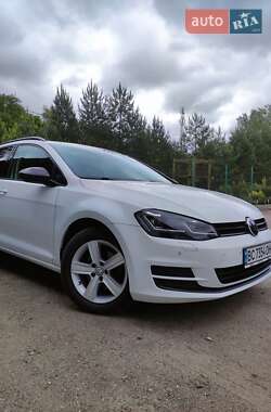 Универсал Volkswagen Golf 2014 в 