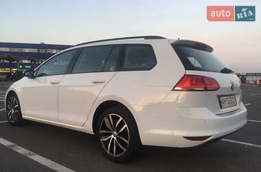 Універсал Volkswagen Golf 2013 в 
