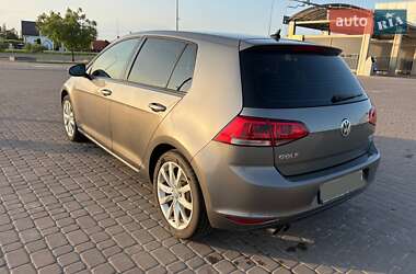 Хэтчбек Volkswagen Golf 2016 в 