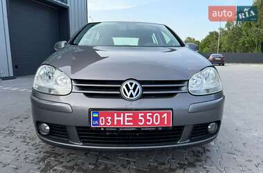 Хетчбек Volkswagen Golf 2007 в 