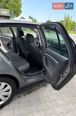 Хетчбек Volkswagen Golf 2007 в 
