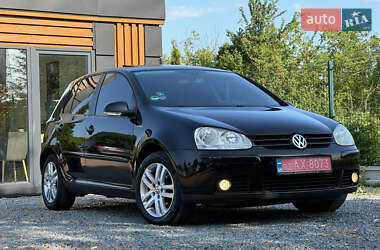 Хетчбек Volkswagen Golf 2008 в Дрогобичі
