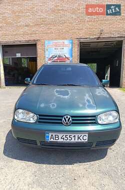Хэтчбек Volkswagen Golf 2000 в Жмеринке