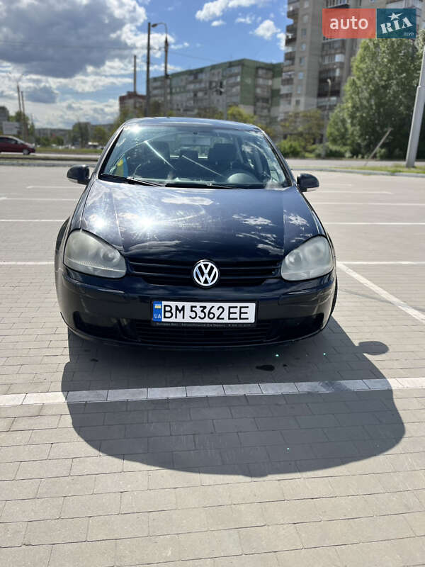 Volkswagen Golf 2004