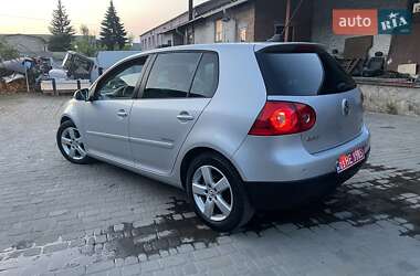 Хэтчбек Volkswagen Golf 2008 в Луцке
