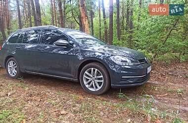 Універсал Volkswagen Golf 2018 в Гадячі